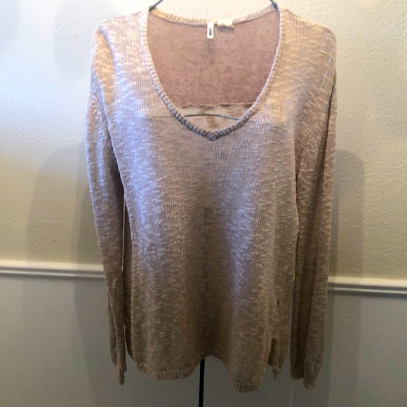 Sweaters - Knit sweater